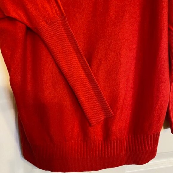 Victoria's Secret Dolman Sleeve V-Neck High-Low Sweater Raspberry Red Size XS - Picture 11 of 16
